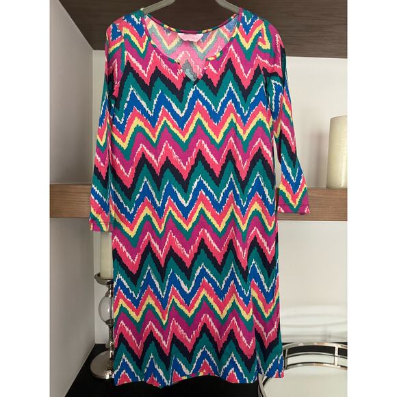 Lilly Pulitzer Gretchen Dress in Hearts A Flutter - Picture 2 of 7